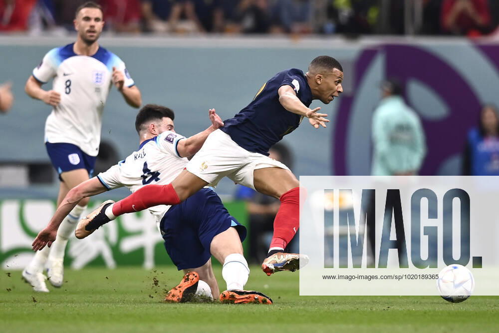 Foto Fabio Ferrari LaPresse 10 Dicembre 2022 Doha, Qatar - - Calcio - Qatar 2022 - Coppa del Mondo Fifa - Inghilterra vs Francia - Ottavi di finale - Lusail Stadium. Nella foto: Kylian Mbapp& xe9; (FRA) December 10, 2022 Doha, Qatar - sport - Soccer - Qatar 2022- FIFA World Cup, WM, Weltmeisterschaft, Fussball -England v France - Round of 8 - Lusail Stadium. In the pic: Kylian Mbapp& xe9; (FRA)