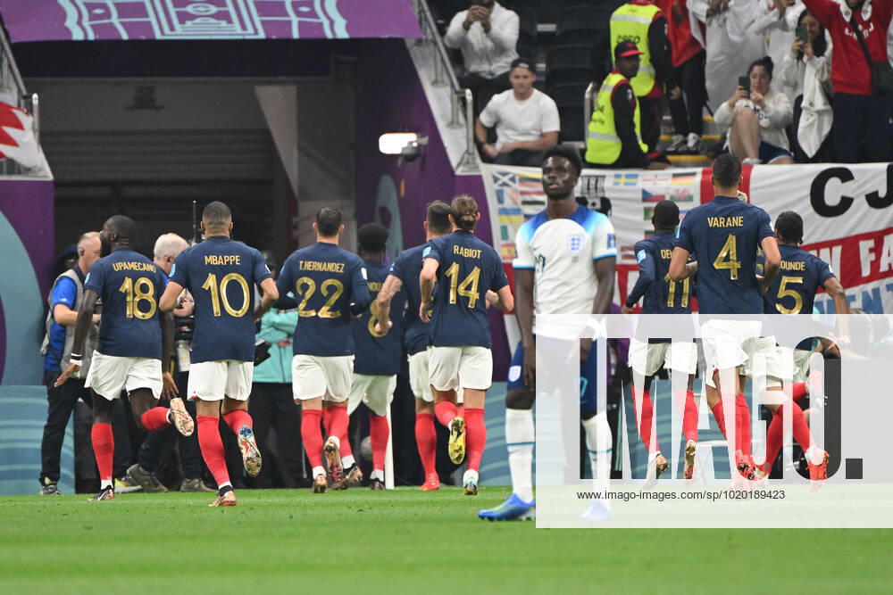 Football, men, 2022 23 season, Qatar World Cup, quarterfinals, England France at Al Bayt Stadium in Al Khor, v l Dayot Upamecano France, 18 , Kylian Mbappe France, 10 , Theo Hernandez France, 22 , Adrien Rabiot France, 14 , Aurelien Tchouameni France, 8 , Ousmane Dembele France, 11 , Raphael Varane France, 4 and Jules Kounde France, 5 goal celebration, cheering after scoring 0 1 , 10 12 2022,
