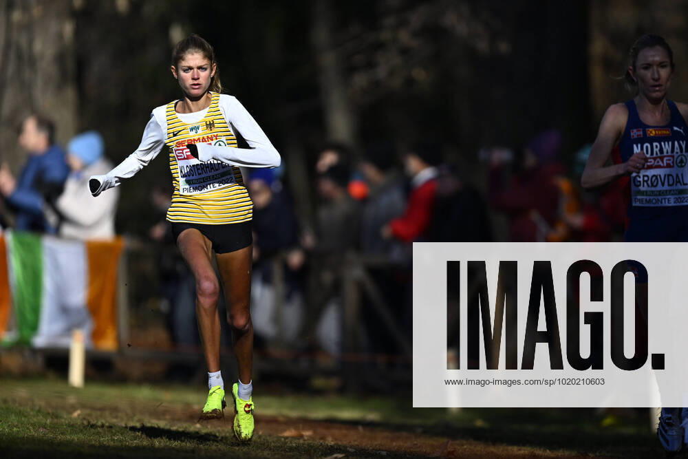 Bilder des Jahres 2022, Sport 12 Dezember German Konstanze Klosterhalfen pictured in action during the women s race at the European Cross Country Championships, in Piemonte, Italy, Sunday 11 December 2022. JASPERxJACOBS x55760760x
