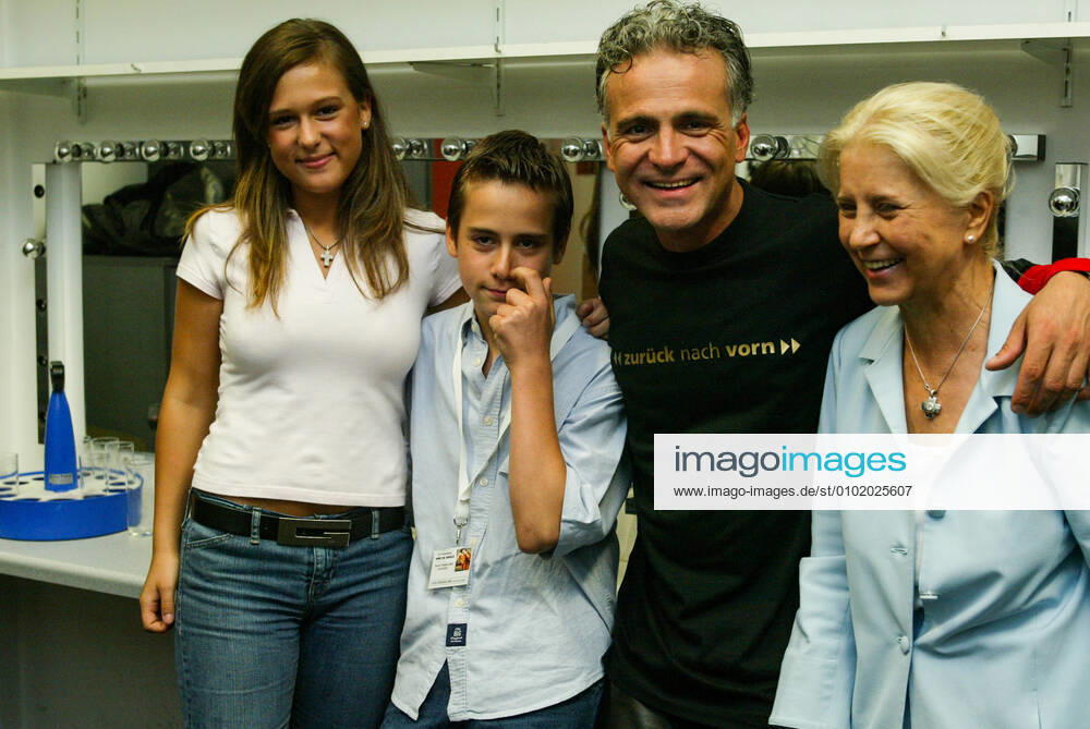 Nino de Angelo presentation Back to Front Gloria Theater by daughter Louisa Gorgoglione, son Luca Gorgoglione, the German pop singer Nino de Angelo and mother Stella Gorgoglione at the Gloria Theater for the presentation of his new CD Back to Front, Cologne North Rhine-Westphalia Germany