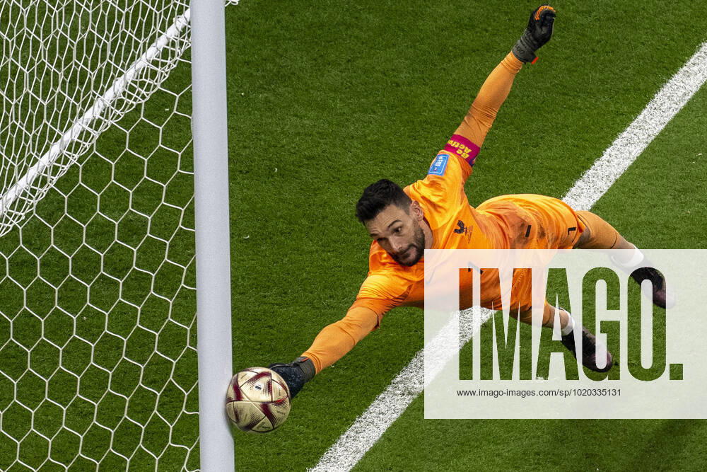 França x Marrocos AL-KHOR, AK - 14.12.2022: FRANÇA X MARROCOS - Morocco hits the post, Hugo Lloris of France during the match between France and Morocco, valid for the semifinal of the World Cup, held at Al Bayt Stadium, Qatar. (Photo: Richard Callis Fotoarena) x2310967x RichardxCallis