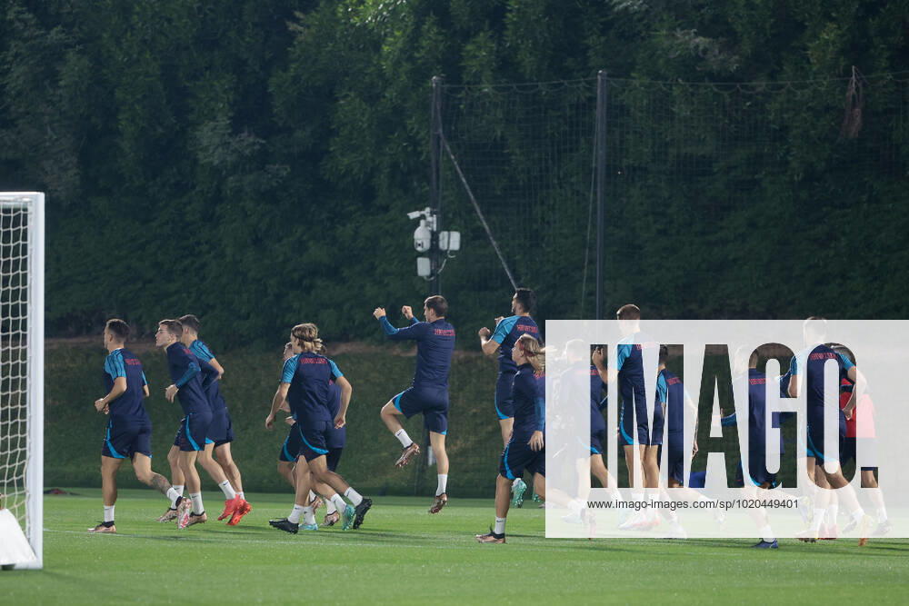 Croatia s players participate in their national team, Nationalteam s training session in Doha, Qatar, 16 December 2022. Croatia is to face Morocco on 17 December in a match for the 3rd and 4th place in the FIFA World Cup, WM, Weltmeisterschaft, Fussball 2022. Croatia s trainning session !ACHTUNG: NUR REDAKTIONELLE NUTZUNG!