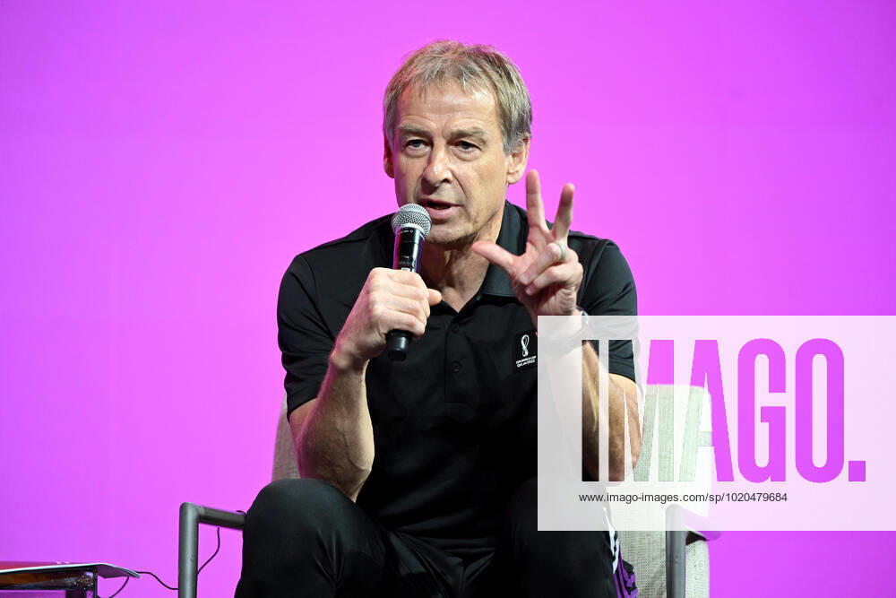 Football, men, 2022 23 season, Qatar World Cup, Doha, FIFA Technical Study Group press conference in the media center at Qatar National Convention Centre QNCC , pictured Jürgen Klinsmann FIFA Technical Study Group , 17 12 2022,
