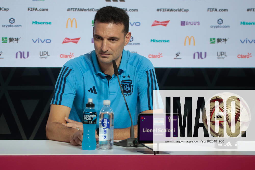 Argentina s head coach Lionel Scaloni during the press conference, PK, Pressekonferenz held at Virtual Stadium in Doha, Qatar, 17 December 2022. France will face Argentina on 18 December in the final match of FIFA World Cup, WM, Weltmeisterschaft, Fussball Qatar 2022. Argentina s press conference !ACHTUNG: NUR REDAKTIONELLE NUTZUNG!