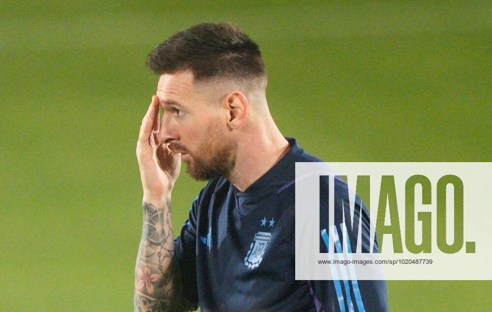 Mandatory Credit: Photo by Dave Shopland Shutterstock (13670844a) Lionel Messi of Argentina Argentina Training, FIFA World Cup, WM, Weltmeisterschaft, Fussball 2022, Football, Qatar University Training Site, Doha, Qatar - 17 Dec 2022 Editorial Use Only Argentina Training, FIFA World Cup 2022, Football, Qatar University Training Site, Doha, Qatar - 17 Dec 2022 Editorial Use Only