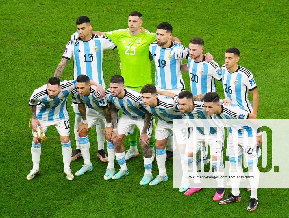 Mandatory Credit: Photo by Javier Garcia Shutterstock (13670815av) Argentina team line up, Mannschaftsbild, Totale Argentina v France, FIFA World Cup, WM, Weltmeisterschaft, Fussball 2022, Final, Football, Lusail Stadium, Al Daayen, Qatar - 18 Dec 2022 Editorial Use Only Argentina v France, FIFA World Cup 2022, Final, Football, Lusail Stadium, Al Daayen, Qatar - 18 Dec 2022 Editorial Use Only