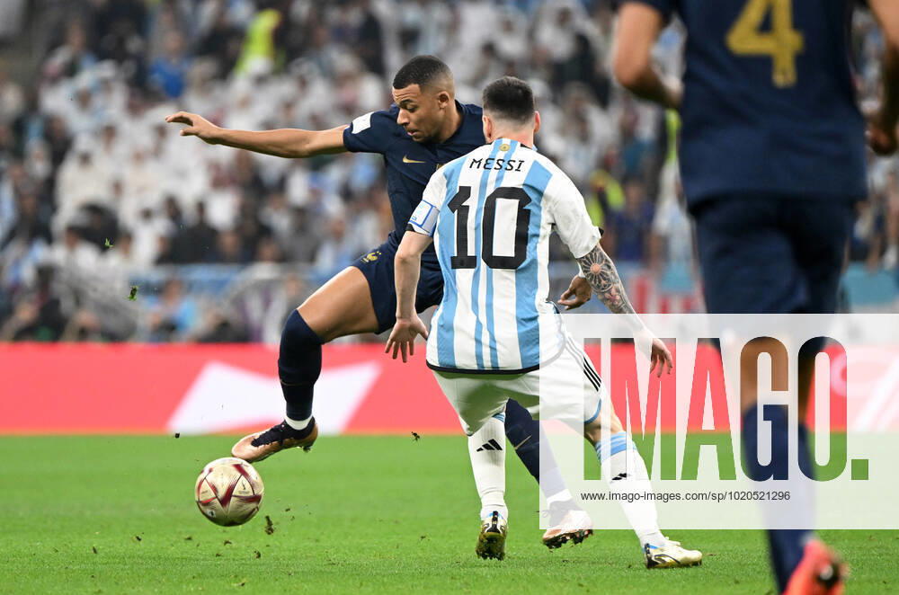 Football, men, 2022 23 season, World Cup in Qatar, final, Argentina France at Lusail Iconic Stadium in Lusail, v l Kylian Mbappe France , Lionel Messi Argentina , Raphael Varane France , 18 12 2022,