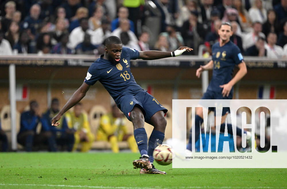 Football, men, 2022 23 season, World Cup in Qatar, final, Argentina France at Lusail Iconic Stadium in Lusail, v l Dayot Upamecano France , Adrien Rabiot France , 18 12 2022,