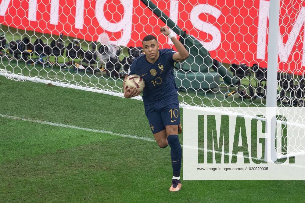FIFA World Cup, WM, Weltmeisterschaft, Fussball Qatar 2022 Argentina vs France Final Kylian Mbappe celebrates his goal 2-1 of France during the game Argentina vs France, corresponding to the great final of the FIFA World Cup Qatar 2022, at Lusail Stadium, Lusail, Doha, on December 18, 2022. <br><br> Kylian Mbappe celebra su gol 2-1 de Francia durante el partido Argentina vs Francia, correspondiente a la gran final de la Copa Mundial de la FIFA Catar 2022, en el Estadio Lusail, Lusail, Doha, el 18 de Diciembre de 2022 LUSAIL DOHA QATAR