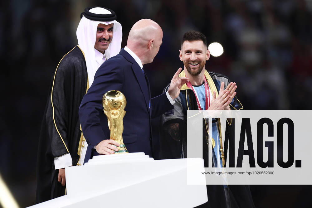 MESSI Lionel World Champion Team Argentina at the award ceremony with FIFA President INFANTINO Gianni and the Emir TAMIN BIN HAMAD AL THANI FIFA World Cup 2022 in Qatar Final Argentina France on 18 12 2022 at Lusail Stadium DFL REGULATIONS PROHIBIT ANY USE OF PHOTOGRAPHS as IMAGE SEQUENCES and or QUASI VIDEO