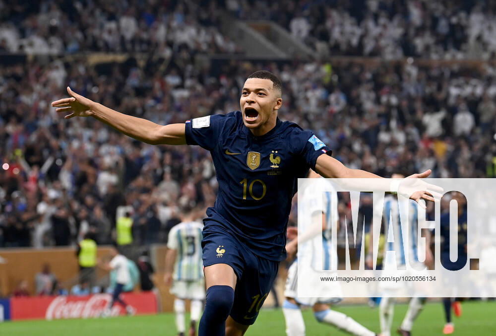 Football, men, 2022 23 season, World Cup in Qatar, final, Argentina France 2 2, 3 3 n V, 4 2 i E at Lusail Iconic Stadium in Lusail, Kylian Mbappe France , cheering after scoring 3 3, 18 12 2022,