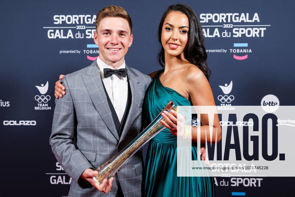 Belgian road cyclist Remco Evenepoel wins Sportman van het jaar Sportif de l annee award and celebrates with his wife Oumii Rayane during the Sportgala award show, to announce the women and men of the year 2022, Friday 06 January 2023 in Antwerp. KURTxDESPLENTER x57920913x
