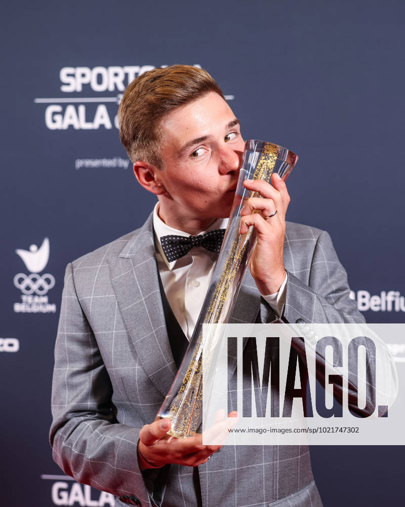 Belgian road cyclist Remco Evenepoel wins Sportman van het jaar Sportif de l annee award during the Sportgala award show, to announce the women and men of the year 2022, Friday 06 January 2023 in Antwerp. KURTxDESPLENTER x57922603x