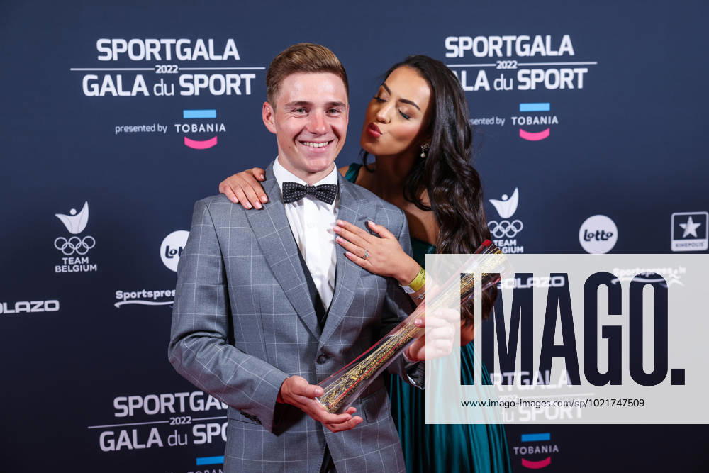 Belgian road cyclist Remco Evenepoel wins Sportman van het jaar Sportif de l annee award and celebrates with his wife Oumii Rayane during the Sportgala award show, to announce the women and men of the year 2022, Friday 06 January 2023 in Antwerp. KURTxDESPLENTER x57922728x