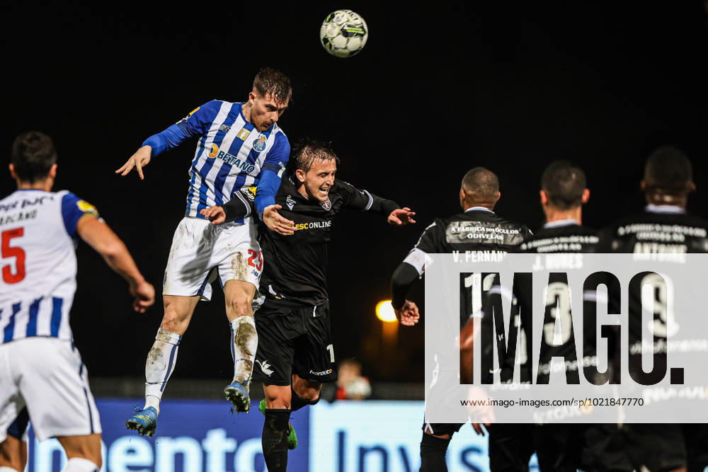 Nermin Zolotic of Casa Pia AC (L3) with Toni Martinez of FC Porto (L2) seen in action during the Liga Portugal Bwin match between Casa Pia AC and FC Porto at Estadio Jamor. Lisbon Portugal - ZUMAs197 20230107_zaa_s197_374