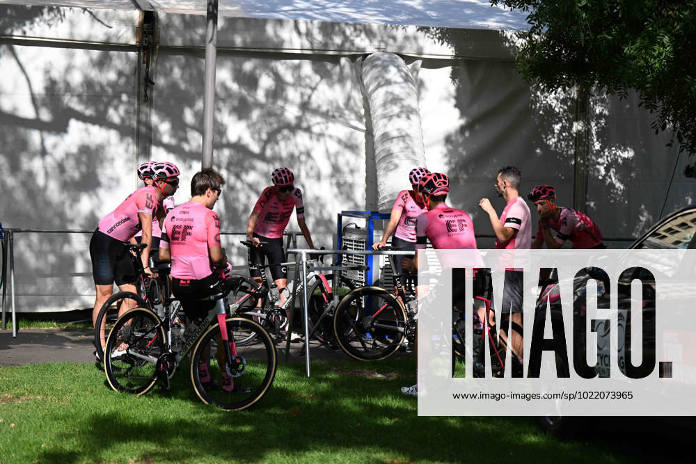 Allenamento 4 Tour Down Under 2023; 2023, Ef Education - Easypost; Adelaide;
