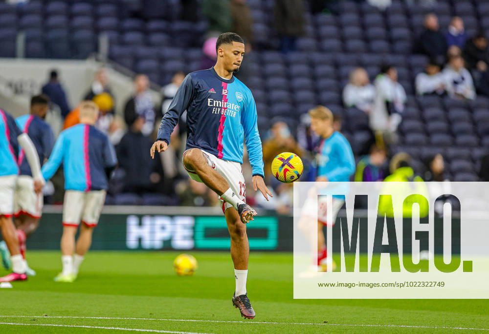 Tottenham Hotspur v Arsenal Premier League 15 01 2023. William Saliba (12) of Arsenal warms up during the Premier League match between Tottenham Hotspur and Arsenal at Tottenham Hotspur Stadium, London, United Kingdom on 15 January 2023. Editorial use only DataCo restrictions apply See www.football-dataco.com ,