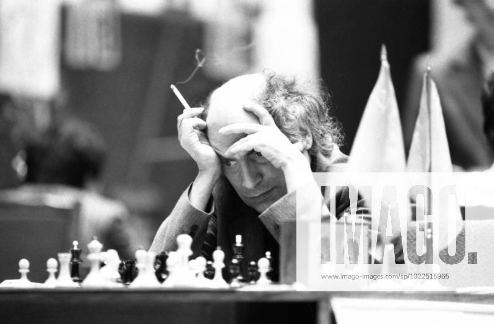 World Chess Championship s 12th Men s Interzonal Chess Tournament 6691452 06.09.1982 The 12th Men s Interzonal Chess Tournament of the World Chess Championship, Hotel s conference hall, Moscow, September 6-25, 1982. Mikhail Tal, tournament participant, international grandmaster, Master of Sport of the USSR, World Champion, and six-time Champion of the USSR. Dmitryi Donskoy Moscow Russia