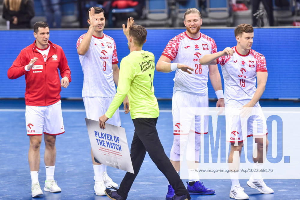 2023.01.20 Krakow Pilka reczna mezczyzn, sezon 2022 2023, Mistrzostwa Swiata 2023 Czarnogora - Polska N z Szymon Sicko, Mateusz Kornecki, Maciej Gebala, Jan Czuwara, radosc, wygrana, zwyciestwo Foto Krzysztof Porebski PressFocus 2023.01.20 Krakow Handball, 2022 23 season, 28th Men s World Championship, WM, Weltmeisterschaft Montenegro - Poland Szymon Sicko, Mateusz Kornecki, Maciej Gebala, Jan Czuwara, radosc, wygrana, zwyciestwo Credit: Krzysztof Porebski PressFocus NEWSPIX.PL --- Newspix.pl POLAND OUT! 20230120PF_KP314