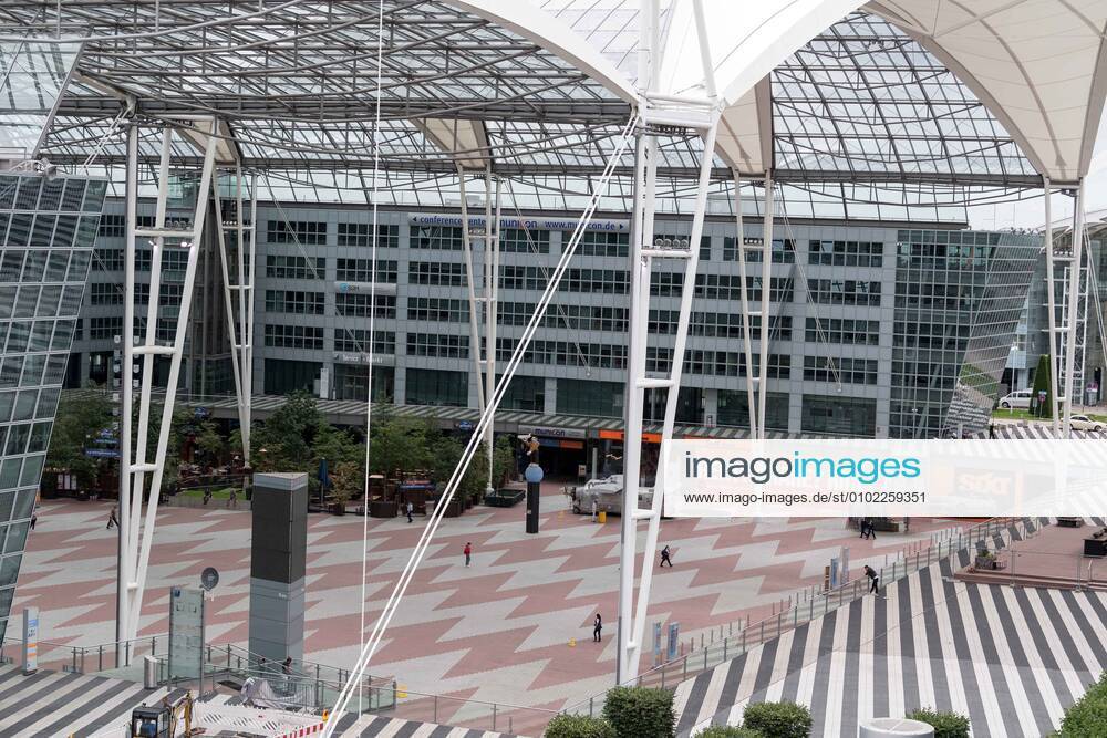 Effects Corona Munich Airport In the picture View into almost empty Munich Airport Business Center Munich Airport Munich Airport Bayer Germany