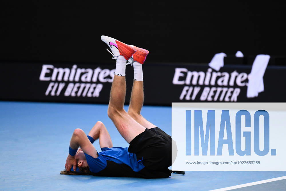 Bilder des Jahres 2023, Sport 01 Januar Mandatory Credit: Photo by James Gourley Shutterstock (13729780ew) Andrey Rublev celebrates victory after winning his fourth round match Australian Open, Day Eight, Tennis, Melbourne Park, Melbourne, Australia - 23 Jan 2023 Australian Open, Day Eight, Tennis, Melbourne Park, Melbourne, Australia - 23 Jan 2023