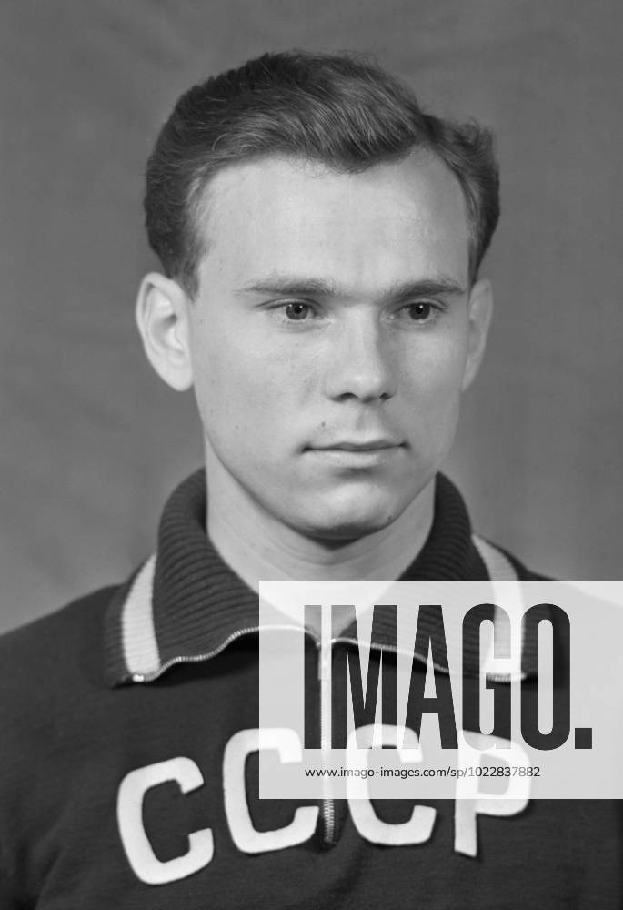 Moscow, USSR. 1958. Player of the Torpedo football club (Moscow) and the USSR national football team Valentin Ivanov poses for a photo. The exact date of the photograph is unknown. Leonid Dorensky TASS 32415039