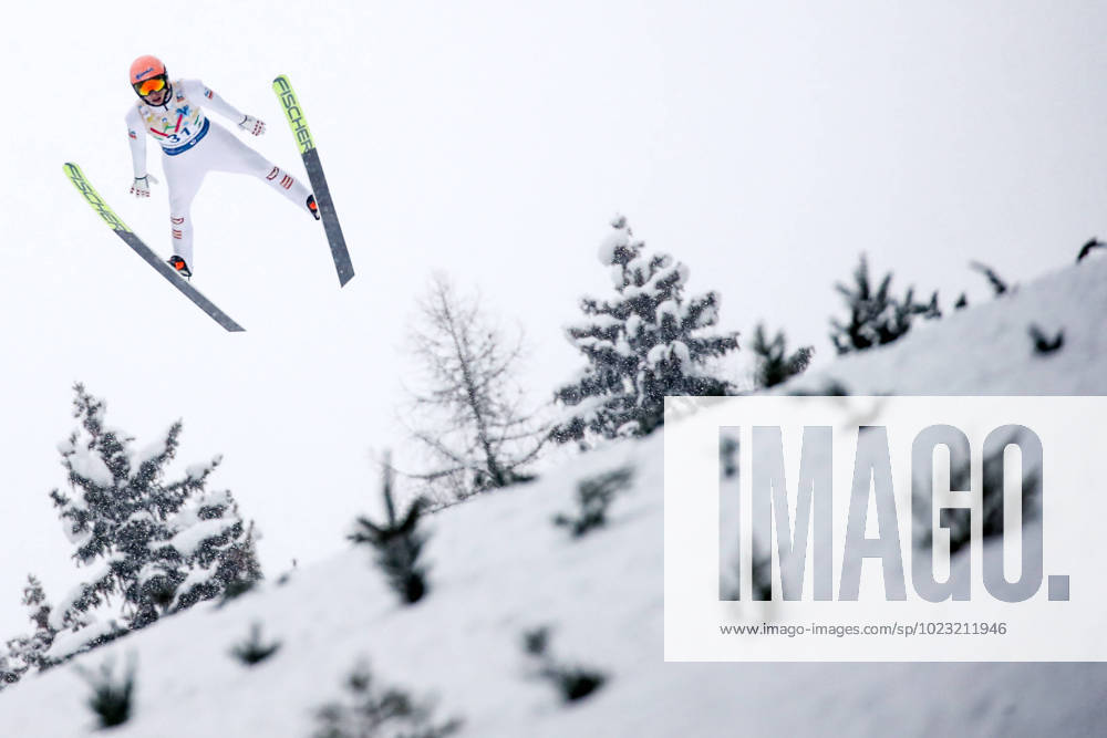 Bilder des Jahres 2023, Sport 01 Januar SKI FLYING - FIS WC Kulm Bad Mitterndorf BAD MITTERNDORF,AUSTRIA,28.JAN.23 - NORDIC SKIING, Ski jumping, Skispringen, Ski, nordisch SKI FLYING - FIS World Cup, Kulm, men. Image shows Jan Hoerl (AUT). GEPAxpictures Klansek