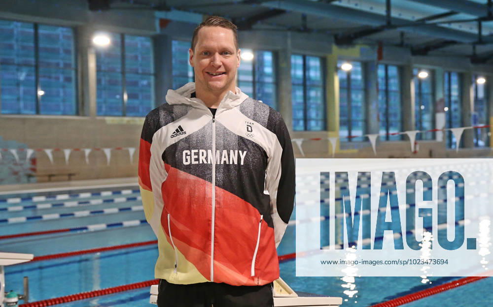 swimming shooting, Andreas Waschburger shooting, v l Andreas Waschburger in the outfit of the German national team Saarbrücken
