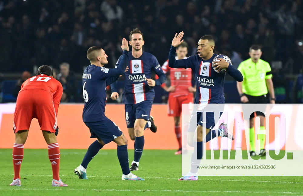 Joie des joueurs du PSG apres le but de Kylian Mbappà ( 7 - PSG ) - Marco Verrati ( 6 - PSG ) - FOOTBALL : PSG vs Bayern de Munich -1 8e finale - ligue des Champions - 14 02 2023 FedericoPestellini Panoramic