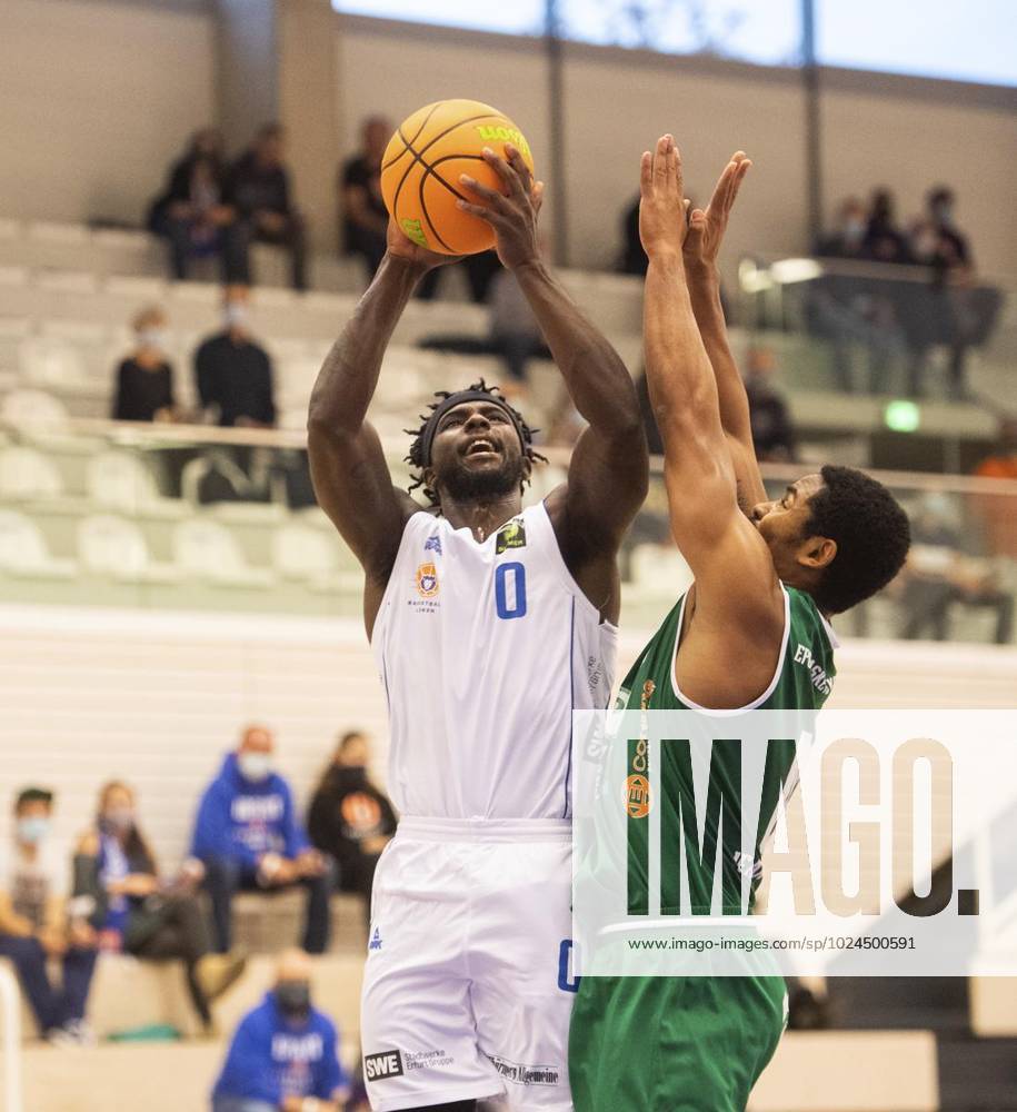 Basketball ProB Süd Saison 2020 2021 Riethsporthalle Erfurt 2. Spieltag Basketball Loewen - EPG Baskets Koblenz im Deutschland Thueringen Erfurt