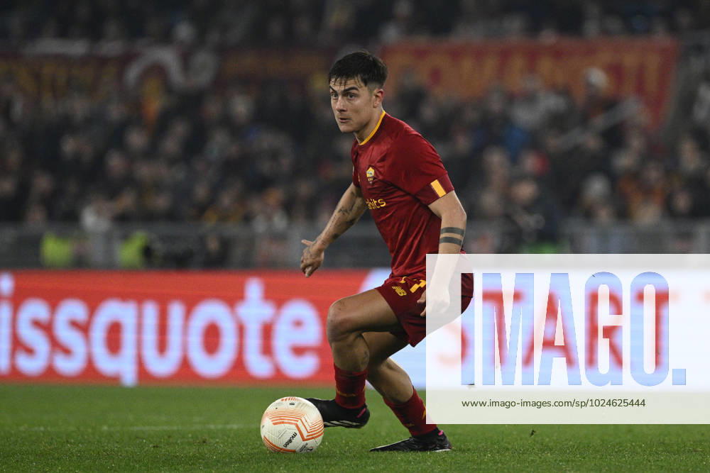 Foto Fabrizio Corradetti LaPresse 23 Febbraio 2023 - Roma, Italia - calcio - Roma vs Salisburgo - Uefa Europa League 2022 2023 - Stadio Olimpico. Nella foto: Paulo Dybala (AS Roma) Foto Fabrizio Corradetti LaPresse February 23, 2023 Rome, Italy - sport, soccer - Roma vs Salzburg - Uefa Europe League 2022 2023 - Olimpic Stadium. In the pic: Paulo Dybala (AS Roma)