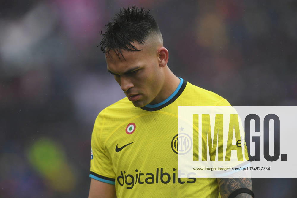 Bologna FC v FC Internazionale - Serie A TIM Lautaro Martinez of FC Internazionale looks Dejected at the end of the Serie A match between Bologna FC and FC Internazionale at Stadio Renato Dall Ara on February 26, 2023 in Bologna, Italy. Bologna Bologna Italy