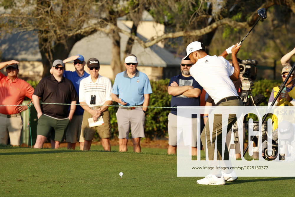 ORLANDO, FL - MARCH 03: PGA, Golf Herren golfer Xander Schauffele hits his tee shot on the 11th hole during the second round of the Arnold Palmer Invitational on March 3, 2023 at Arnold Palmer s Bay Hill Club and Lodge in Orlando, Florida. (Photo by Brian Spurlock Icon Sportswire) GOLF: MAR 03 PGA - Arnold Palmer Invitational presented by Mastercard Icon23030386