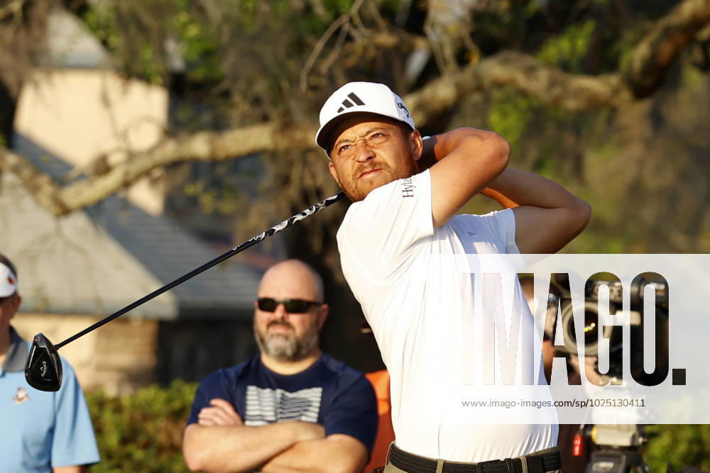 ORLANDO, FL - MARCH 03: PGA, Golf Herren golfer Xander Schauffele hits his tee shot on the 11th hole during the second round of the Arnold Palmer Invitational on March 3, 2023 at Arnold Palmer s Bay Hill Club and Lodge in Orlando, Florida. (Photo by Brian Spurlock Icon Sportswire) GOLF: MAR 03 PGA - Arnold Palmer Invitational presented by Mastercard Icon23030388