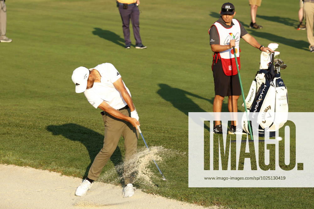 ORLANDO, FL - MARCH 03: PGA, Golf Herren golfer Xander Schauffele hits out of a fairway bunker on the 11th hole during the second round of the Arnold Palmer Invitational on March 3, 2023 at Arnold Palmer s Bay Hill Club and Lodge in Orlando, Florida. (Photo by Brian Spurlock Icon Sportswire) GOLF: MAR 03 PGA - Arnold Palmer Invitational presented by Mastercard Icon23030389