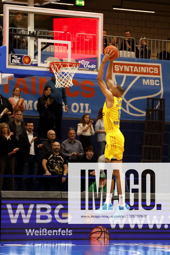 easyCredit Basketball Bundesliga, BBL, season 2022 2023, men, Syntainics MBC Alba Berlin, 19, Louis Olinde, Alba Berlin at Dunk Weißenfels Stadthalle Sachsen Anhalt Germany