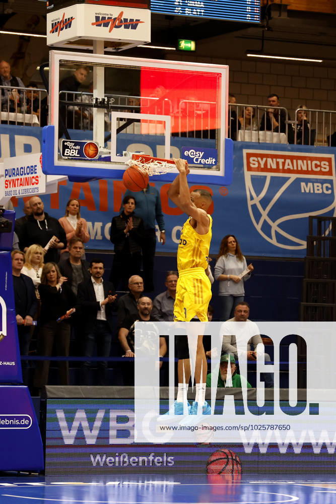 easyCredit Basketball Bundesliga, BBL, season 2022 2023, men, Syntainics MBC Alba Berlin, 19, Louis Olinde, Alba Berlin at Dunk Weißenfels Stadthalle Sachsen Anhalt Germany