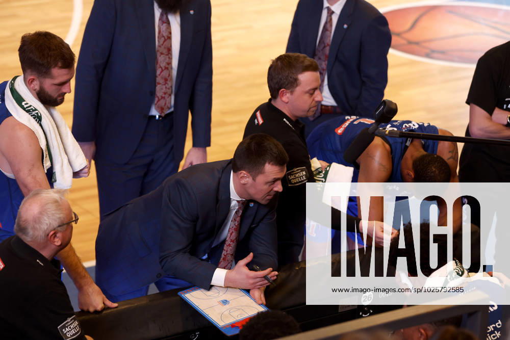 easyCredit Basketball Bundesliga, BBL, season 2022 2023, men, Syntainics MBC Alba Berlin, Igor Jovovic Head Coach , Syntainics MBC Weißenfels Stadthalle Sachsen Anhalt Germany