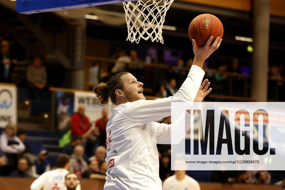easyCredit Basketball Bundesliga, BBL, season 2022 2023, men, Syntainics MBC Alba Berlin, 54, John Bryant, Syntainics MBC Weißenfels Stadthalle Sachsen Anhalt Germany