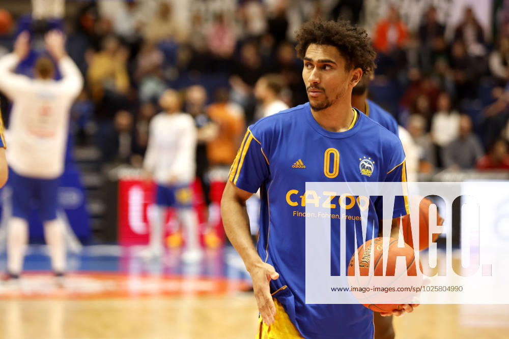easyCredit Basketball Bundesliga, BBL, season 2022 2023, men, Syntainics MBC Alba Berlin, 0, Maodo Lo, Alba Berlin Weißenfels Stadthalle Sachsen Anhalt Germany