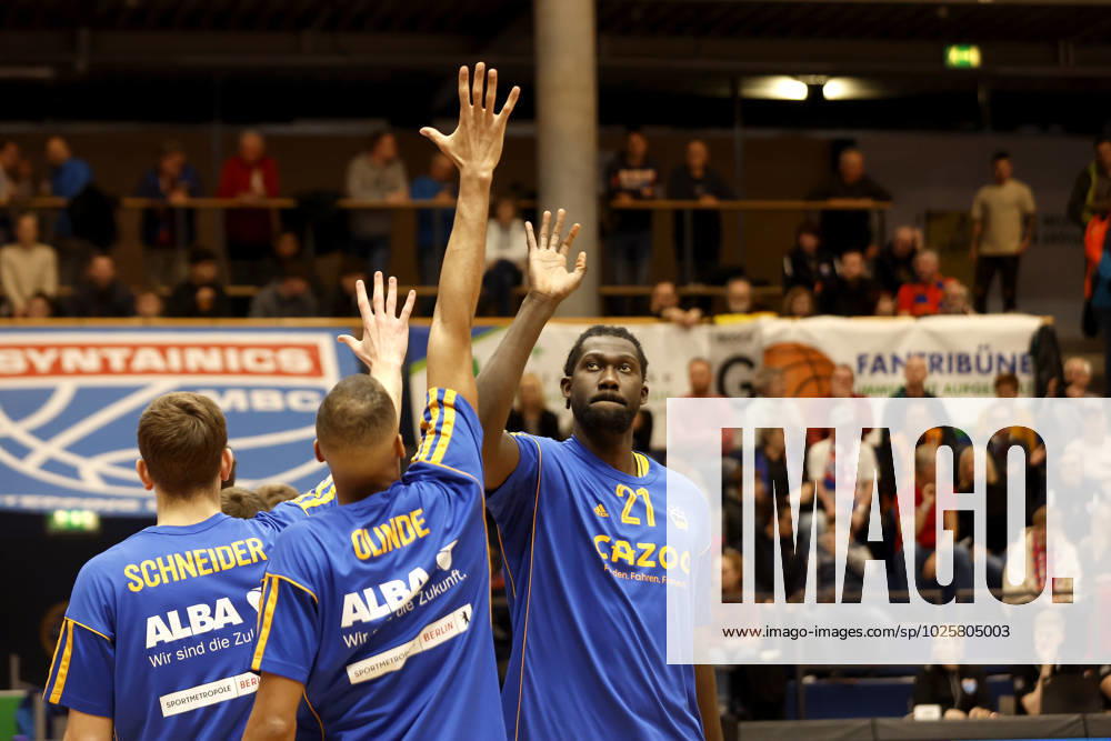 easyCredit Basketball Bundesliga, BBL, season 2022 2023, men, Syntainics MBC Alba Berlin, 19, Louis Olinde, Alba Berlin, 21, Christ Koumadje, Alba Berlin Weißenfels Stadthalle Sachsen Anhalt Germany