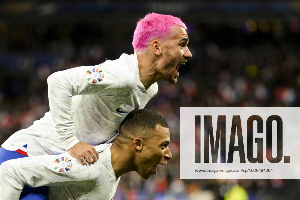 KW12 joie des joueurs de l equipe de France apres le but de GRIEZMANN Antoine (FRA) sur une passe de MBAPPE Kylian (FRA) FOOTBALL : France vs Pays Bas - Eliminatoires Euro2024 - 24 03 2023 JBAutissier Panoramic