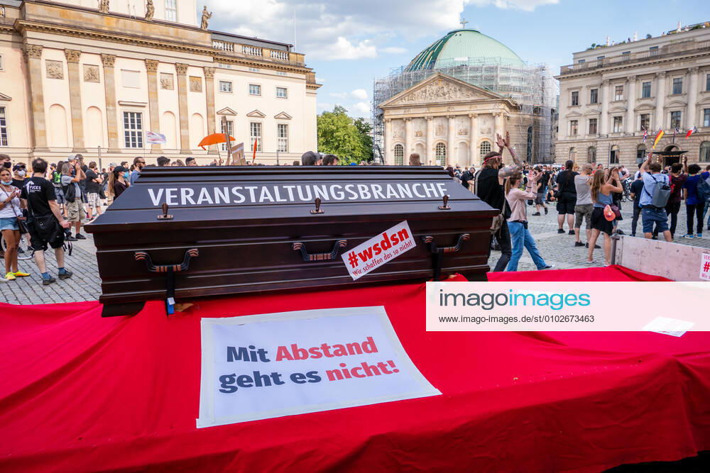 Berlin,Germany,GER,Demo Rescues the event industry For the third time now, players in the sector are loudly bringing their concerns onto the streets of Berlin Quatsch Comedy Club Final rally at Bebelplatz Sarg