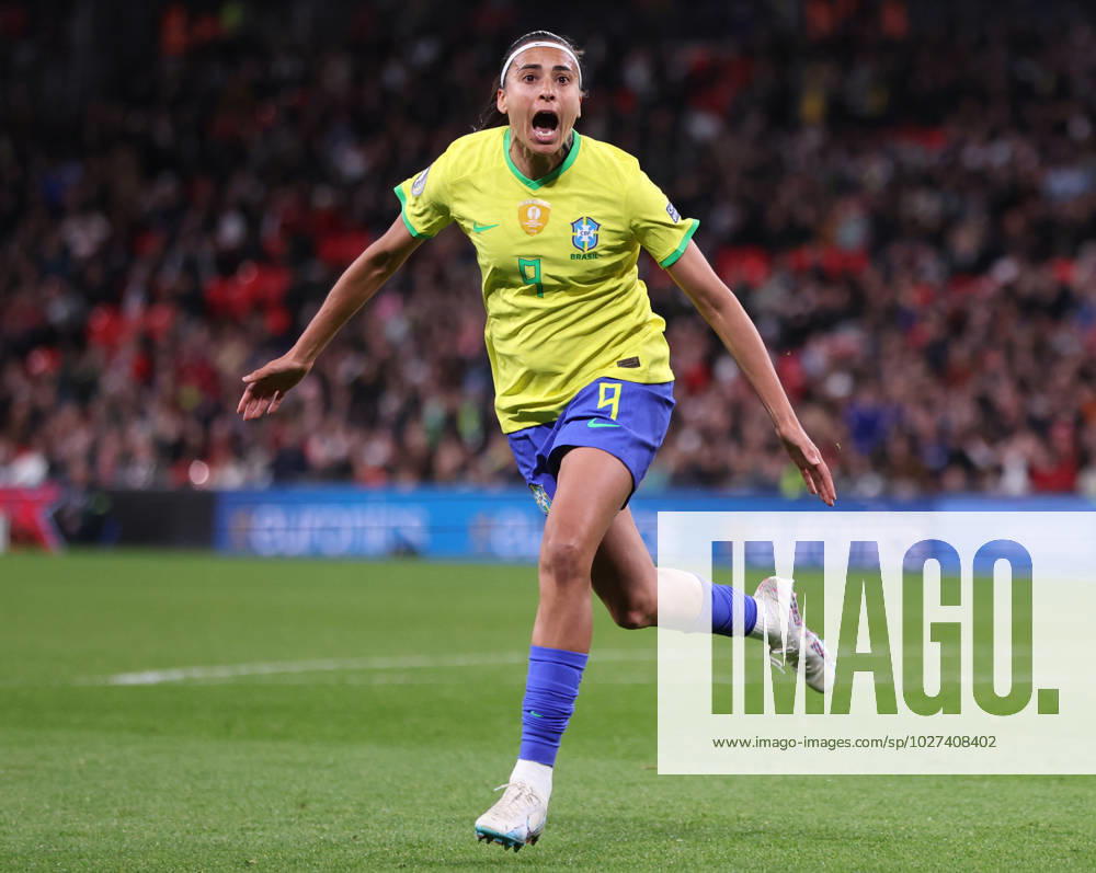 London, England, 6th April 2023. Andressa Alves of Brazil scores to make it 1-1 during the Women s CONMEBOL UEFA Finalissima match at Wembley Stadium, London. Picture credit should read: Paul Terry Sportimage . SPI-2352-0026