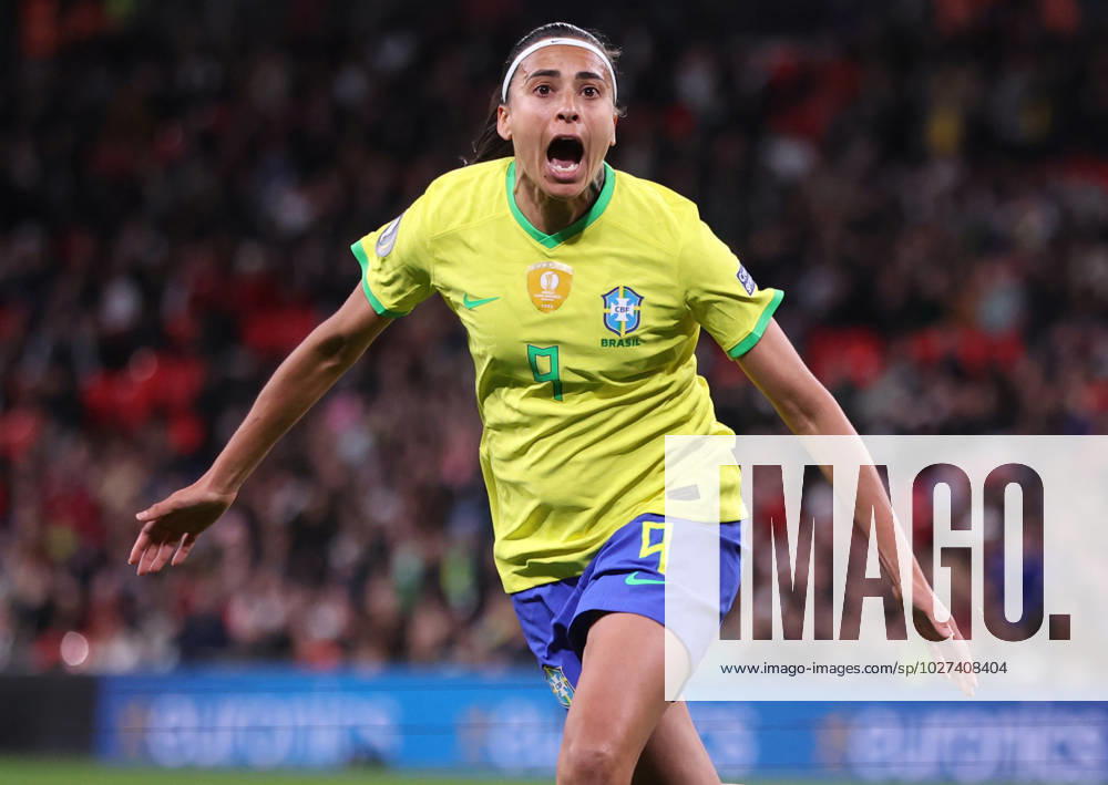 London, England, 6th April 2023. Andressa Alves of Brazil scores to make it 1-1 during the Women s CONMEBOL UEFA Finalissima match at Wembley Stadium, London. Picture credit should read: Paul Terry Sportimage . SPI-2352-0028