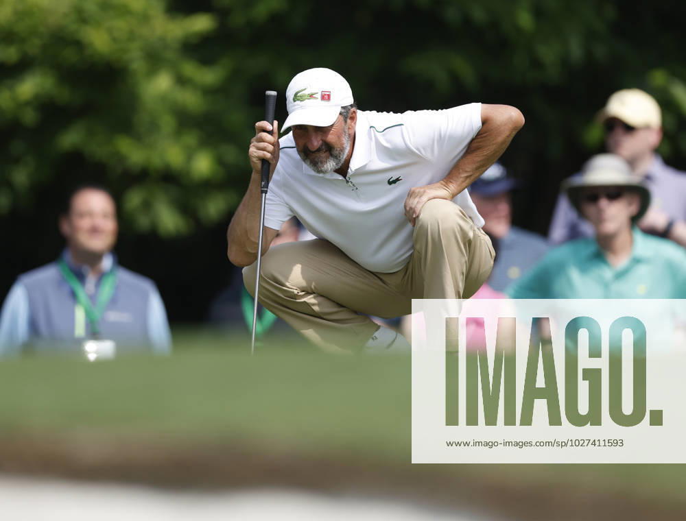 Jose Maria Olazabel studies putt on first hole during the first round at the Masters tournament at Augusta National Golf Club in Augusta, Georgia on Thursday, April 6, 2023. AUG20230406254 JOHNxANGELILLO