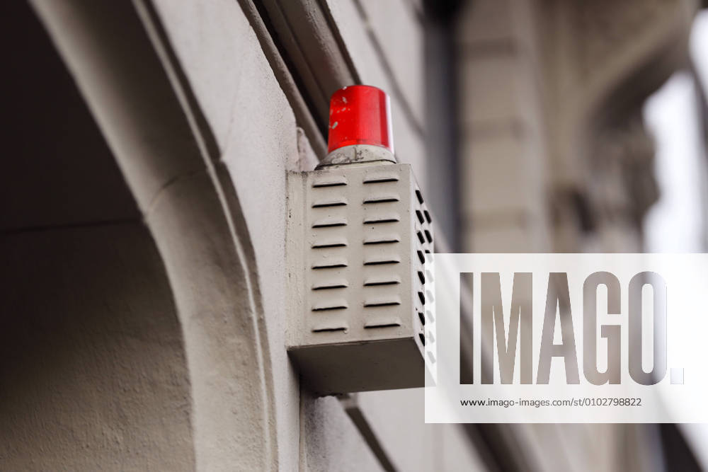 Alarm system at a house in the city centre of Cologne, 29 07 2020 Foto:xC.xFuturexImage