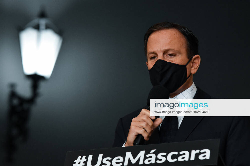 SÃO PAULO, SP - 31.07.2020: COLETIVA DE IMPRENSA JOÃO DORIA COVID19 - João Doria, (PSDB) Governor of São Paulo, during a press conference on measures to combat the Coronavirus, (COVID-19) this Friday, (31) at the Palácio dos Bandeirantes. During the press conference, Governor João Doria (PSDB) spoke about the invitation he received from President Jair Bolsonaro, (Without a Party) to visit the Ribeira Valley, and about the Coronavirus vaccine (COVID-19). x1943958x RobertoxCasimiro