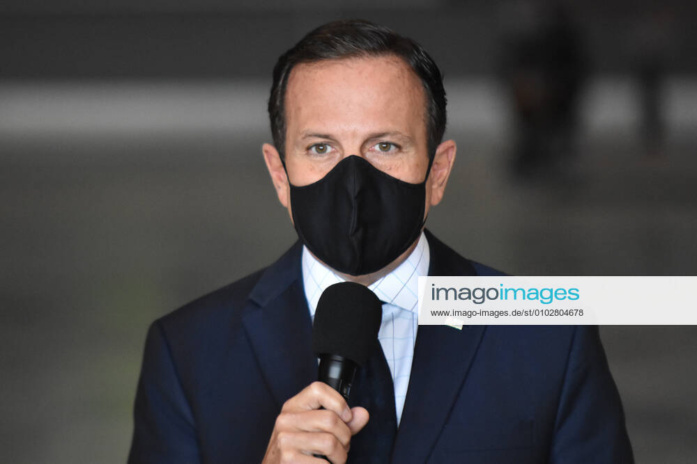 SÃO PAULO, SP - 31.07.2020: COLETIVA DE IMPRENSA JOÃO DORIA COVID19 - João Doria, (PSDB) Governor of São Paulo, during a press conference on measures to combat the Coronavirus, (COVID-19) this Friday, (31) at the Palácio dos Bandeirantes. During the press conference, Governor João Doria (PSDB) spoke about the invitation he received from President Jair Bolsonaro, (Without a Party) to visit the Ribeira Valley, and about the Coronavirus vaccine (COVID-19). x1943971x RobertoxCasimiro