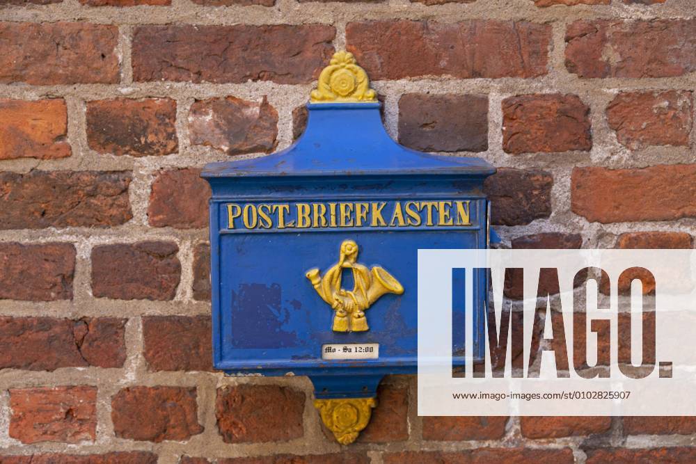 Old mailbox, Böttcherstraße, Bremen, Germany, Europe